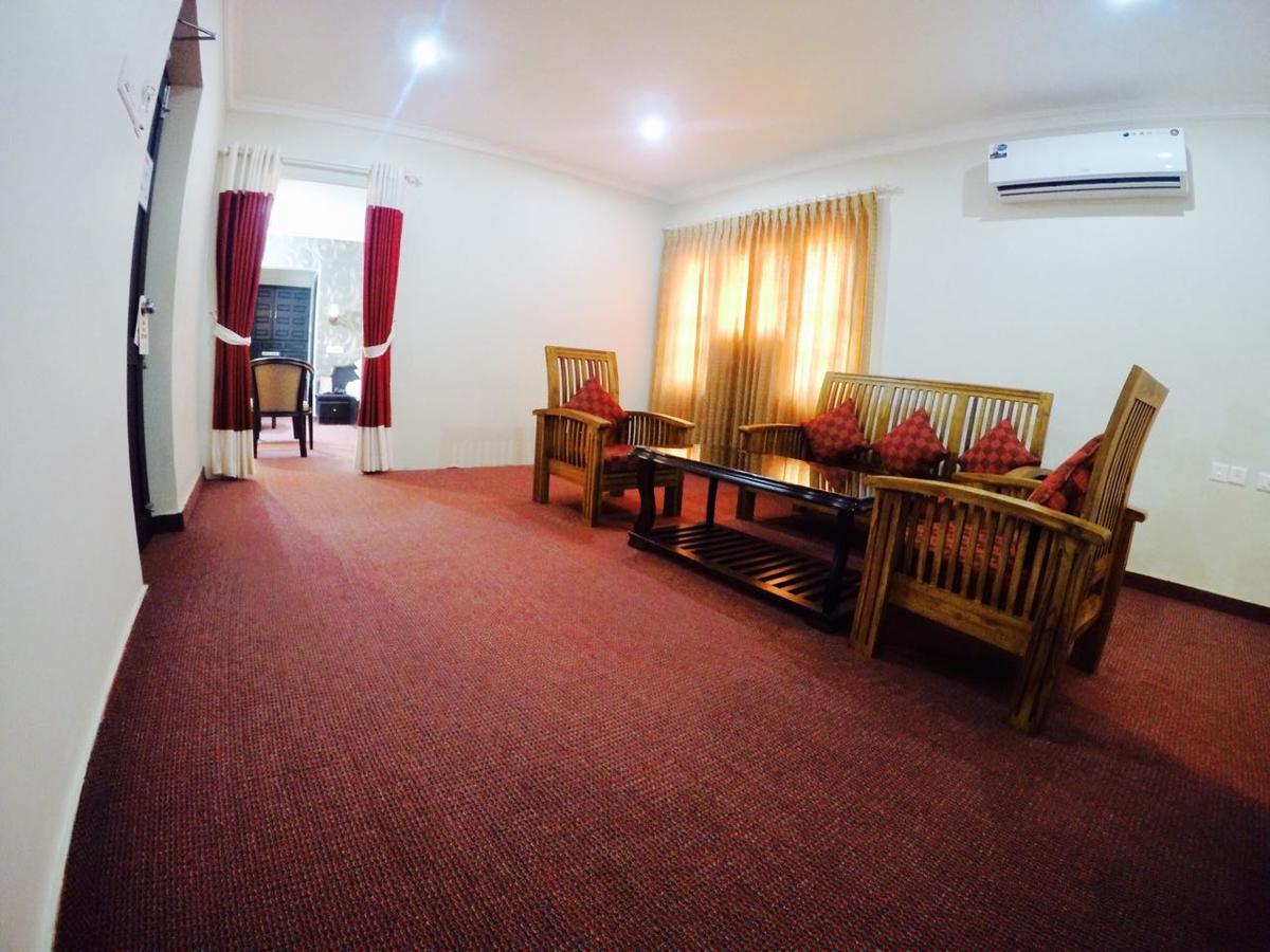 Capital O 46475 Gd International Redfort Hotel Nilambūr Kültér fotó