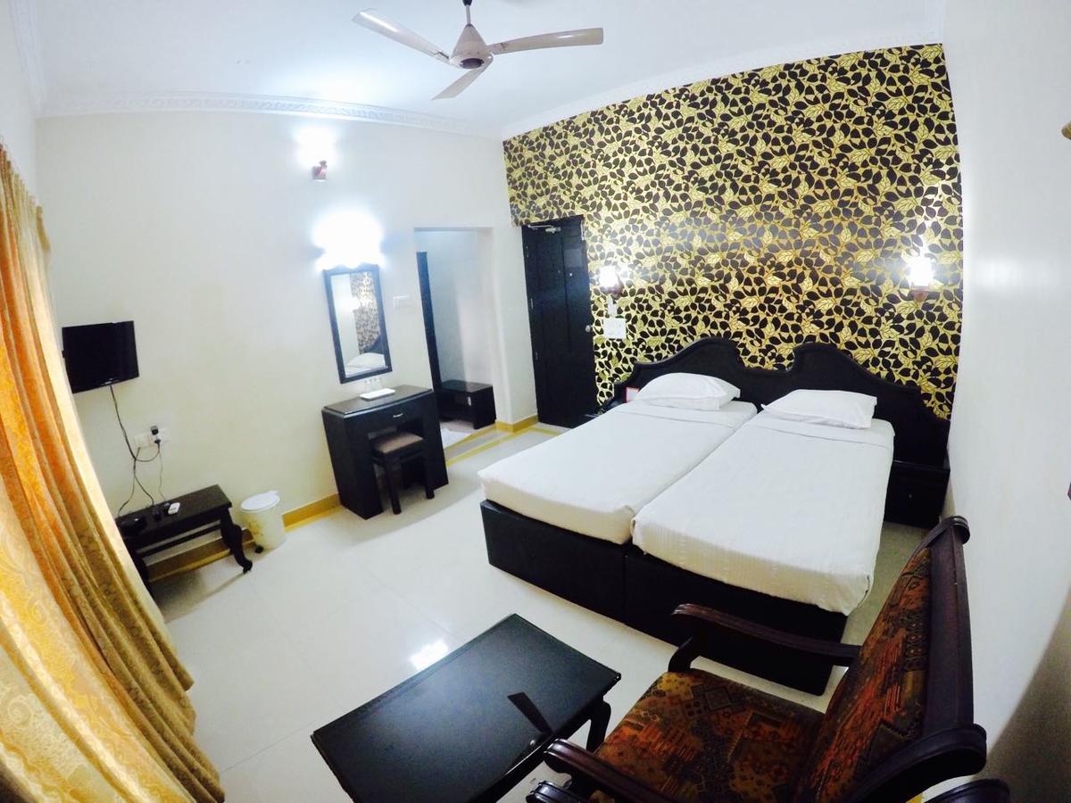 Capital O 46475 Gd International Redfort Hotel Nilambūr Kültér fotó