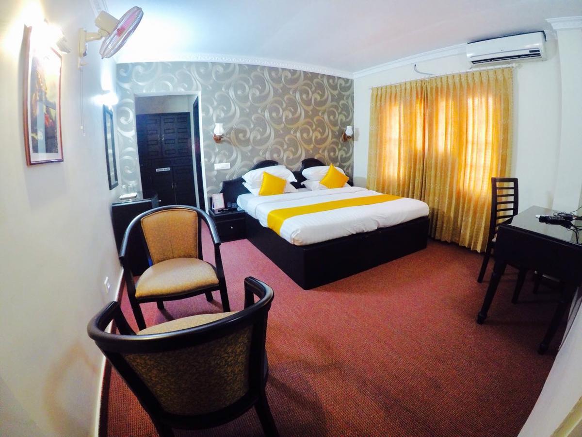 Capital O 46475 Gd International Redfort Hotel Nilambūr Kültér fotó